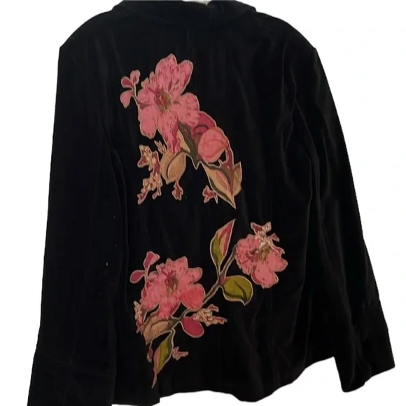 R Black size 14 black Velveteen jacket pink floral appliqué details lined - Picture 2 of 13